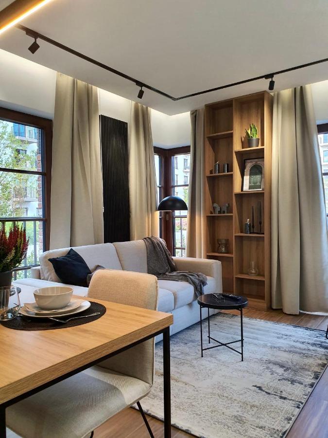 Luxury 2-Room Apartment In Praga-Polnoc Port Praski Varsó Kültér fotó
