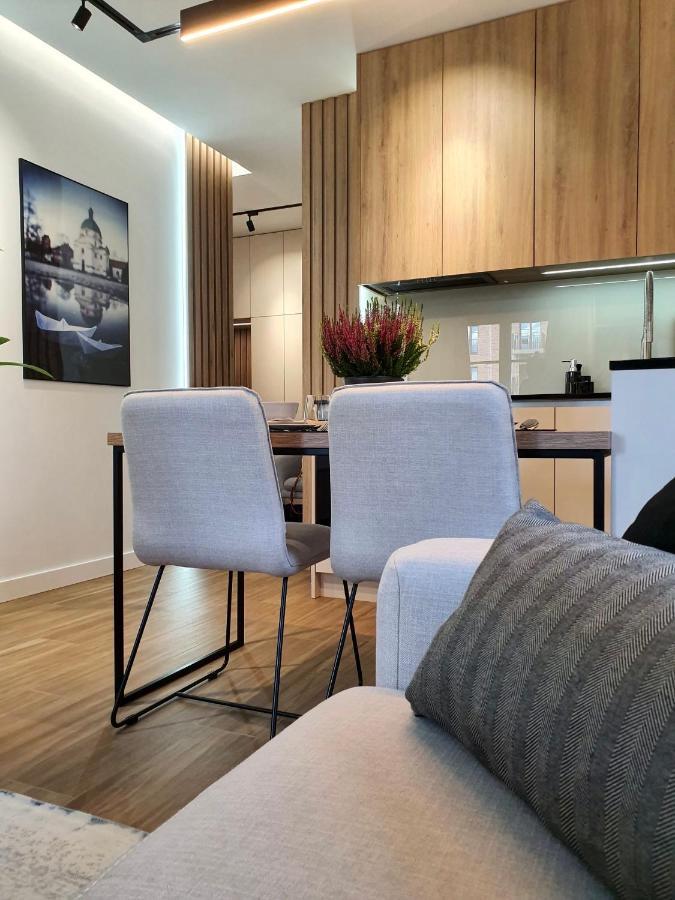 Luxury 2-Room Apartment In Praga-Polnoc Port Praski Varsó Kültér fotó