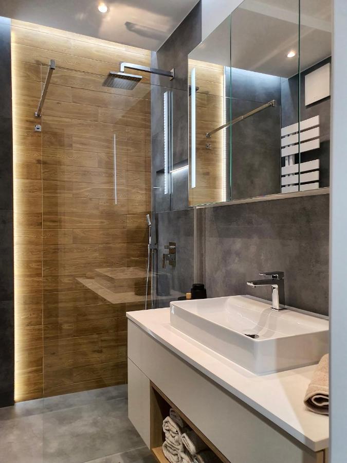Luxury 2-Room Apartment In Praga-Polnoc Port Praski Varsó Kültér fotó