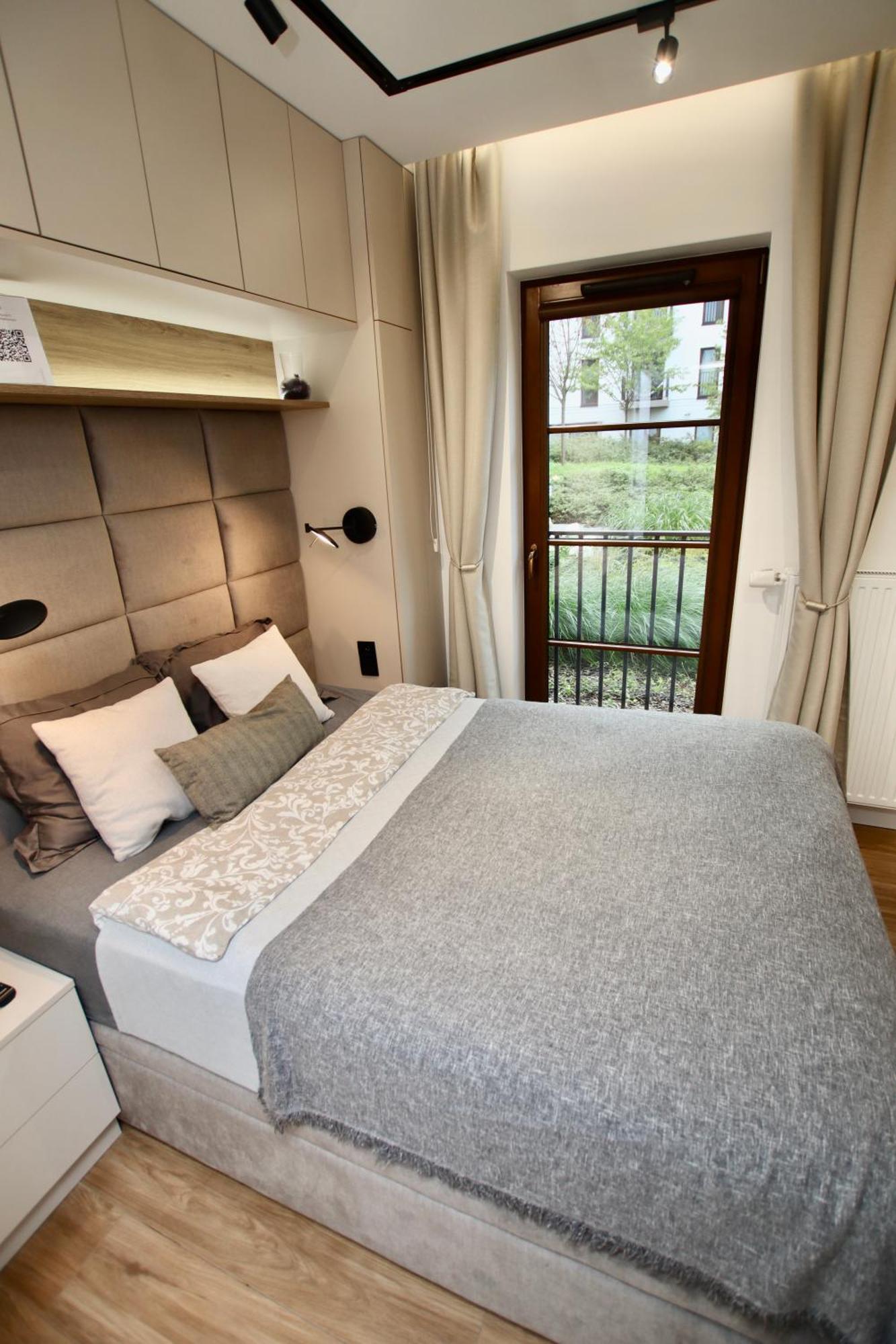 Luxury 2-Room Apartment In Praga-Polnoc Port Praski Varsó Kültér fotó